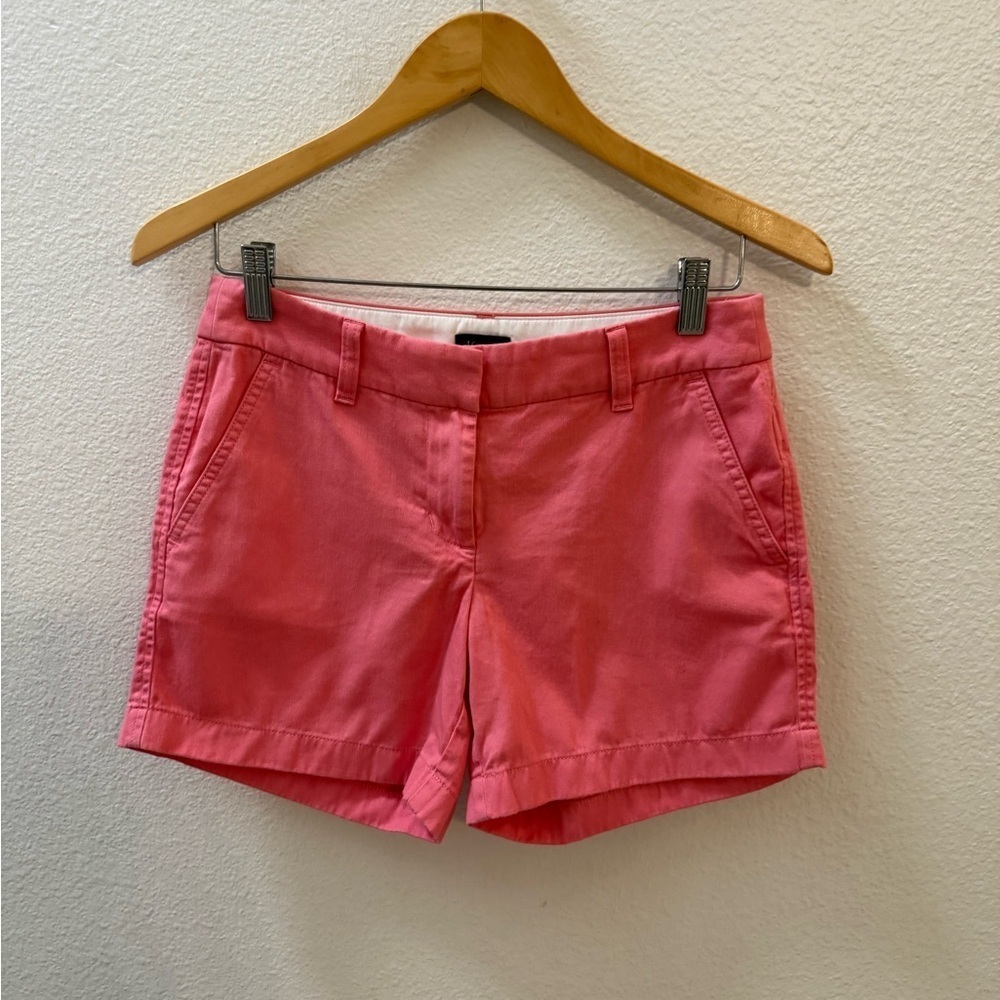 NWT J. Crew Factory 3.5” Chino shorts
Size 0